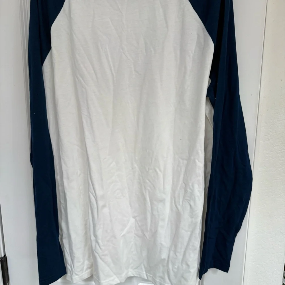 Men’s Holiday Crew Pajama Set - Picture 5 of 6